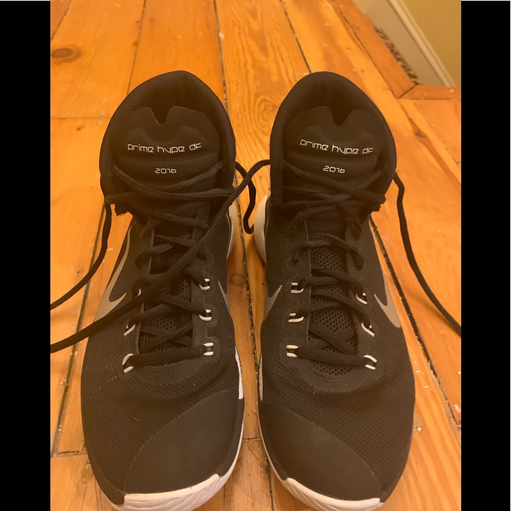 Nike prime hype df 2016 size 8